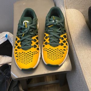 Green Bay Packer Nike Shoes